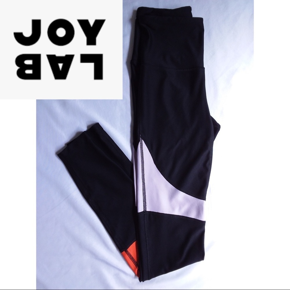 🆓 📦 NWOT Joy Lab Black Leggings